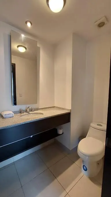 Excelente Apartamento, 2 Hab. Con Vista Unica Uio Quito Apartamento