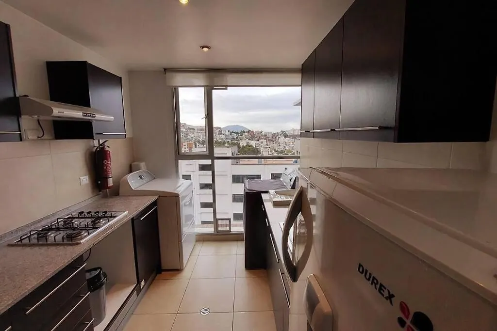 Excelente Apartamento, 2 Hab. Con Vista Unica Uio Quito 0*,